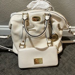 Michael kors purse